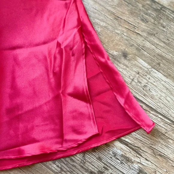 Simple and sexy red Victoria’s Secret baby doll lingerie - Picture 7 of 9